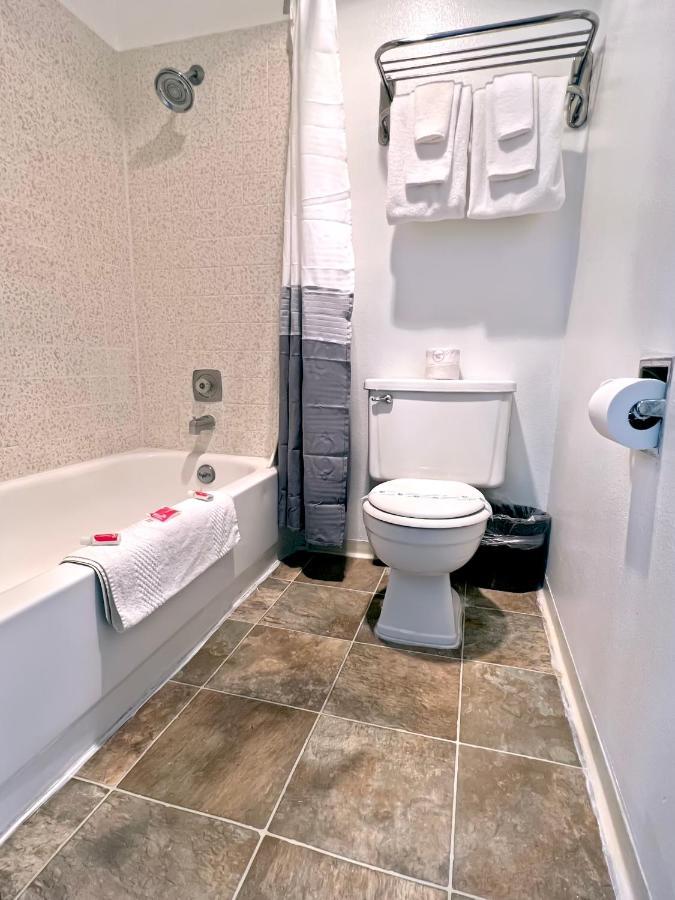 Economy Inn Флоренс Екстер'єр фото