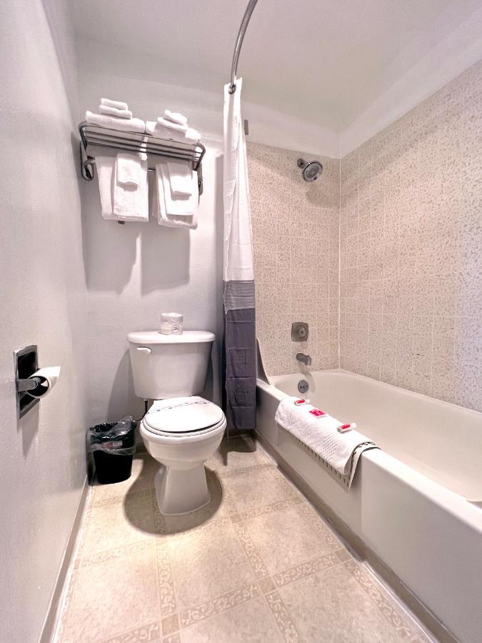 Economy Inn Флоренс Екстер'єр фото